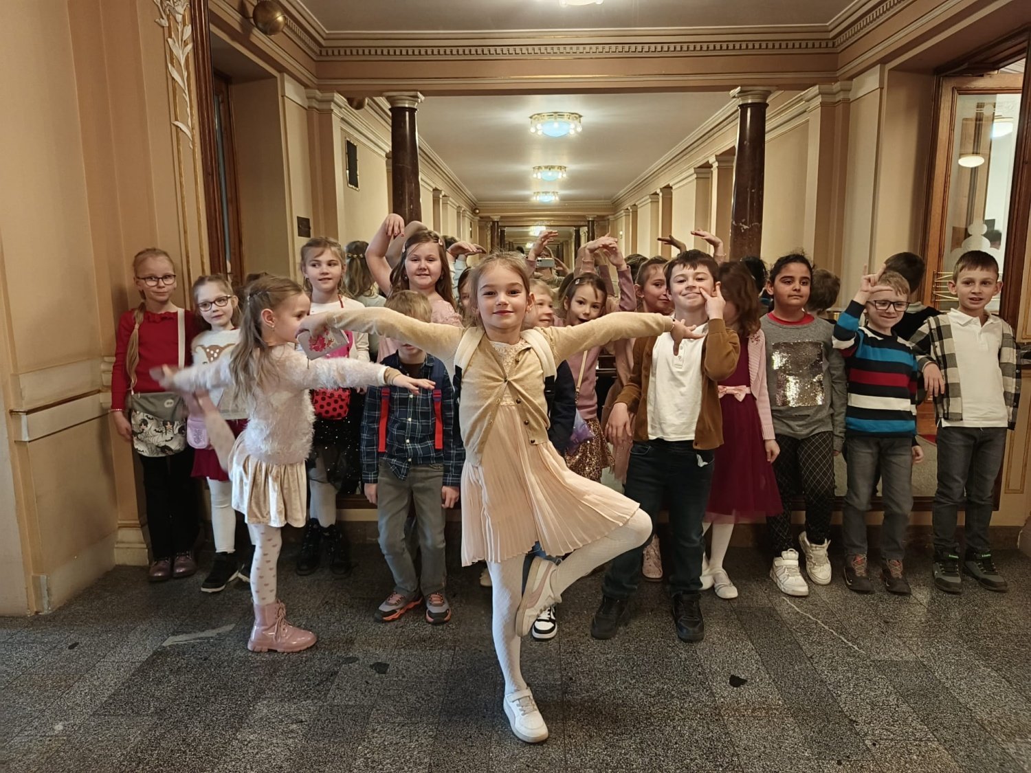 Divadlo J. K. Tyla - 1. a 2. třída 